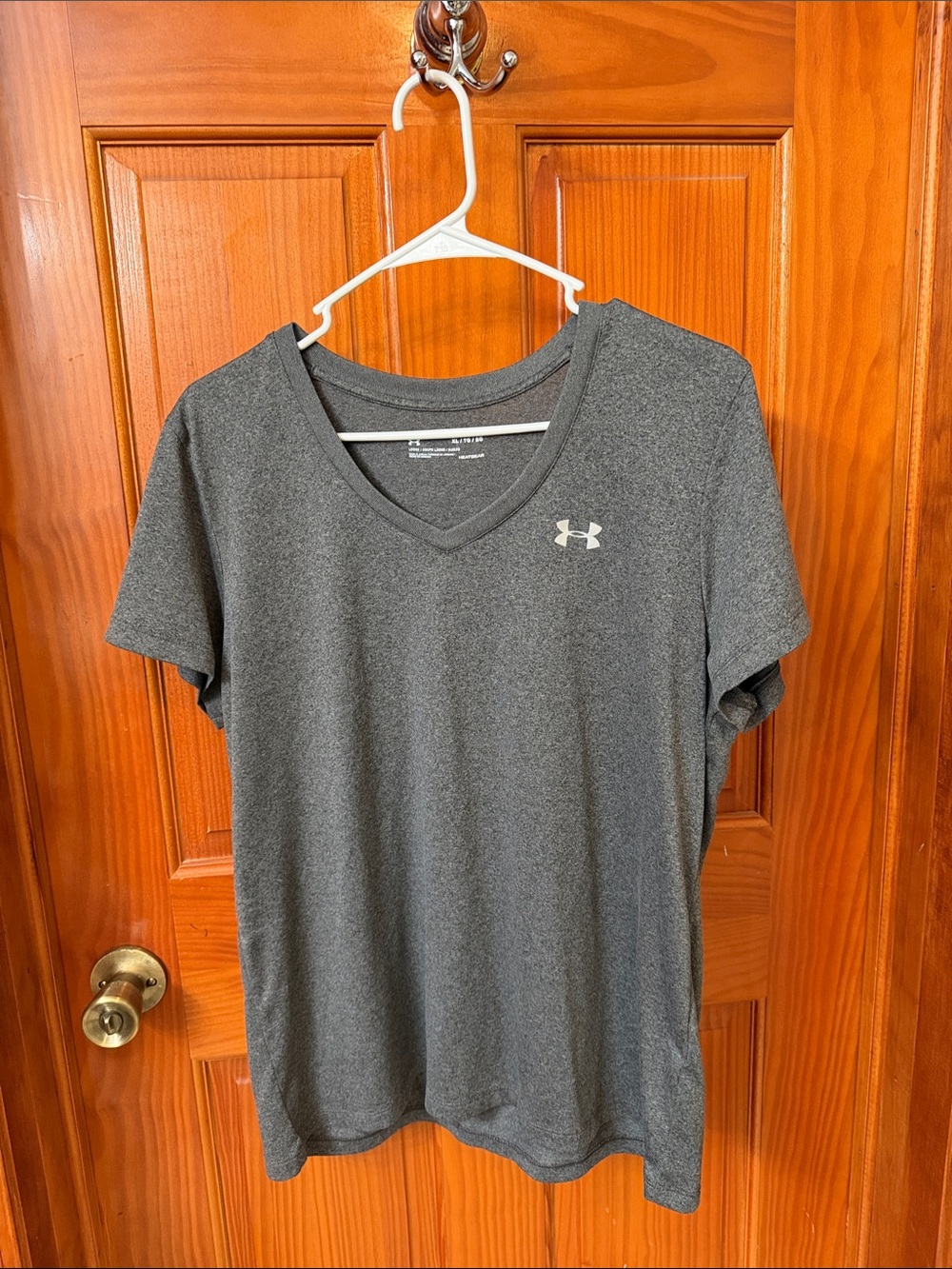 Under Armour Women's Charcoal Gray V-Neck Performance Tee Heat Gear